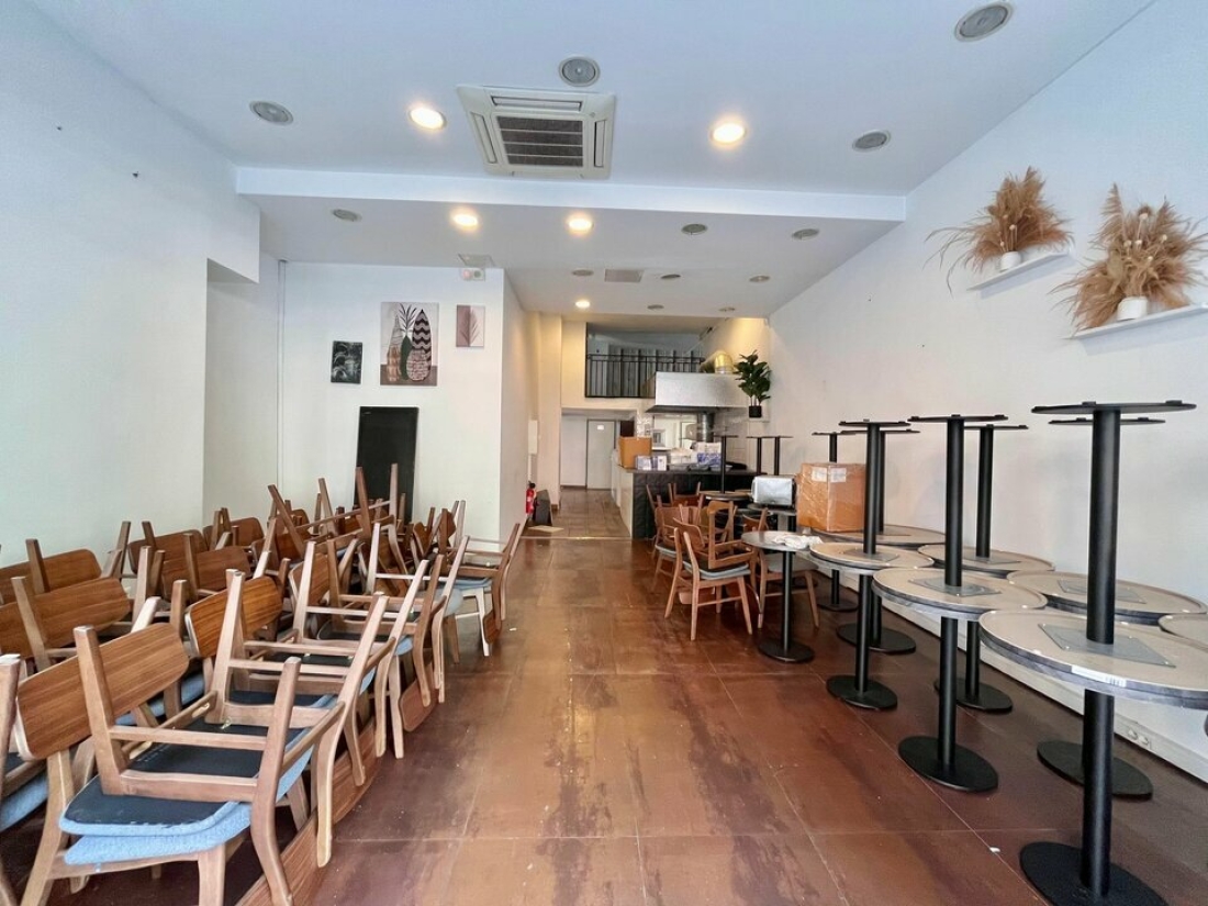 Photo 2 – location Locaux commerciaux	VALBONNE (06560)