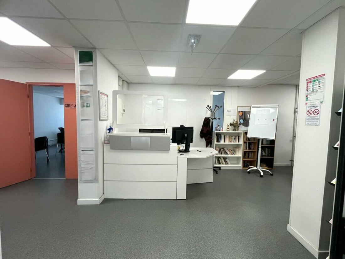 Photo 4 – location bureaux	CAGNES SUR MER (06800)