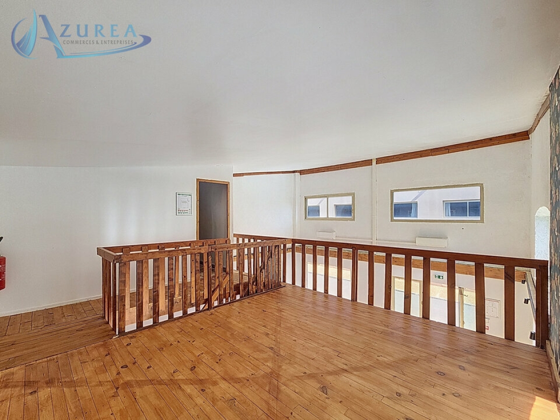 Photo 5 – location Locaux commerciaux	MONTAUROUX (83440)
