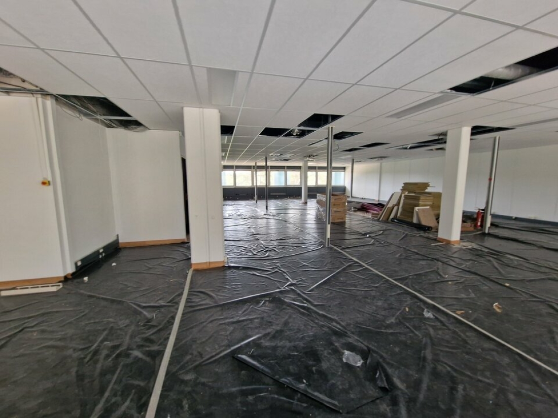 Photo 3 – location Entrepôts / activités	VALBONNE (06560)