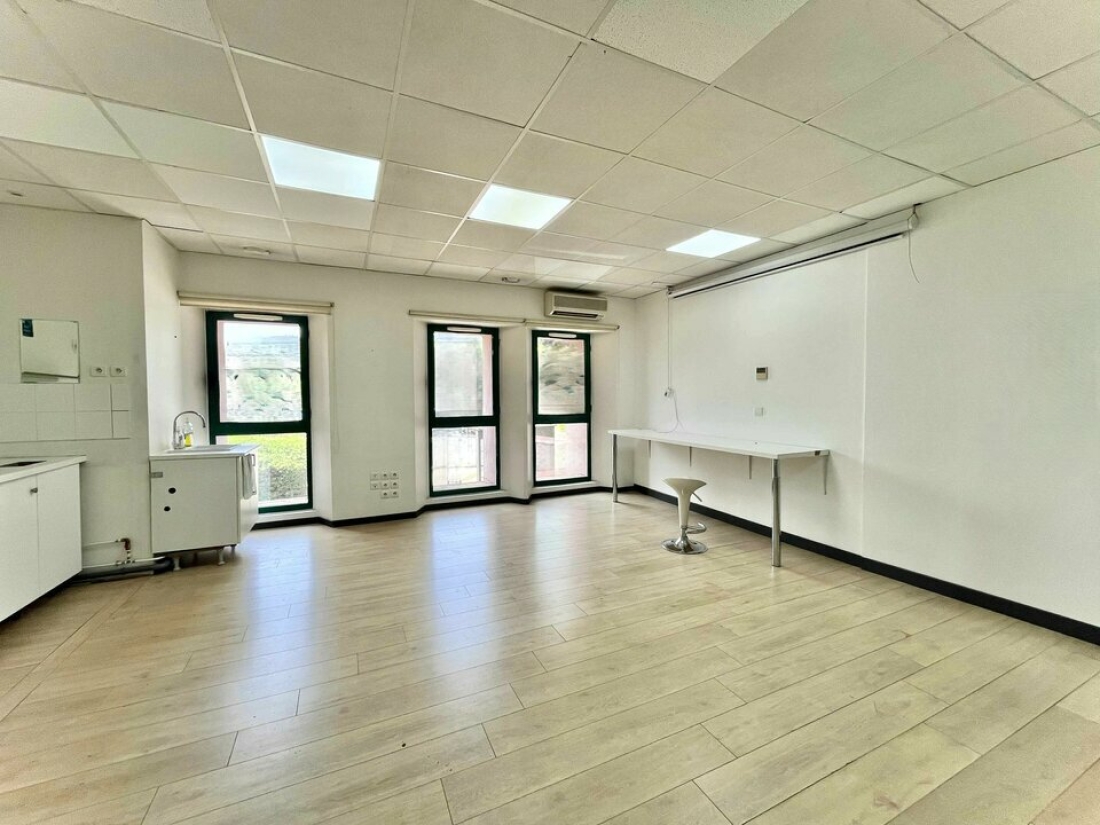 Photo 2 – location bureaux	MANDELIEU LA NAPOULE (06210)