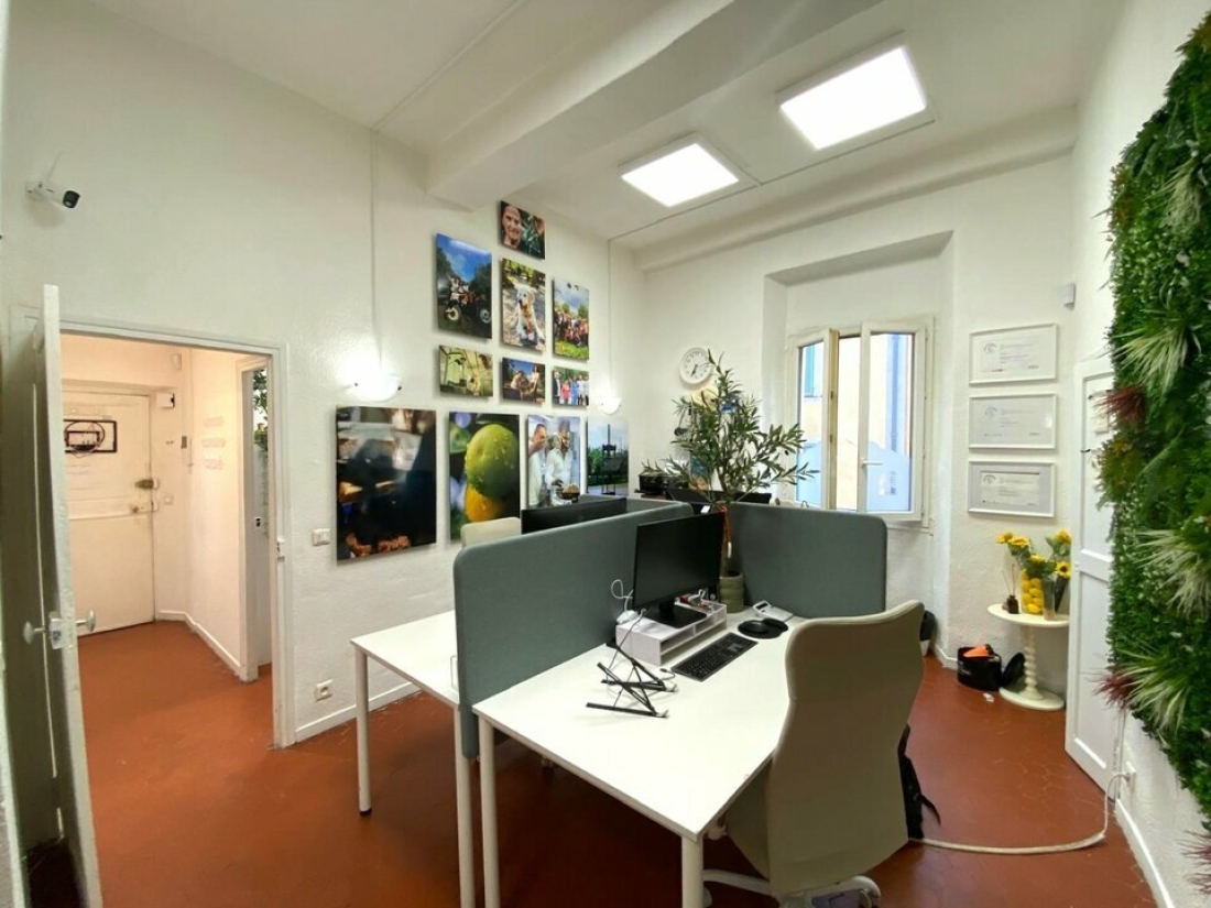 Photo 2 – location bureaux	SAINT LAURENT DU VAR (06700)