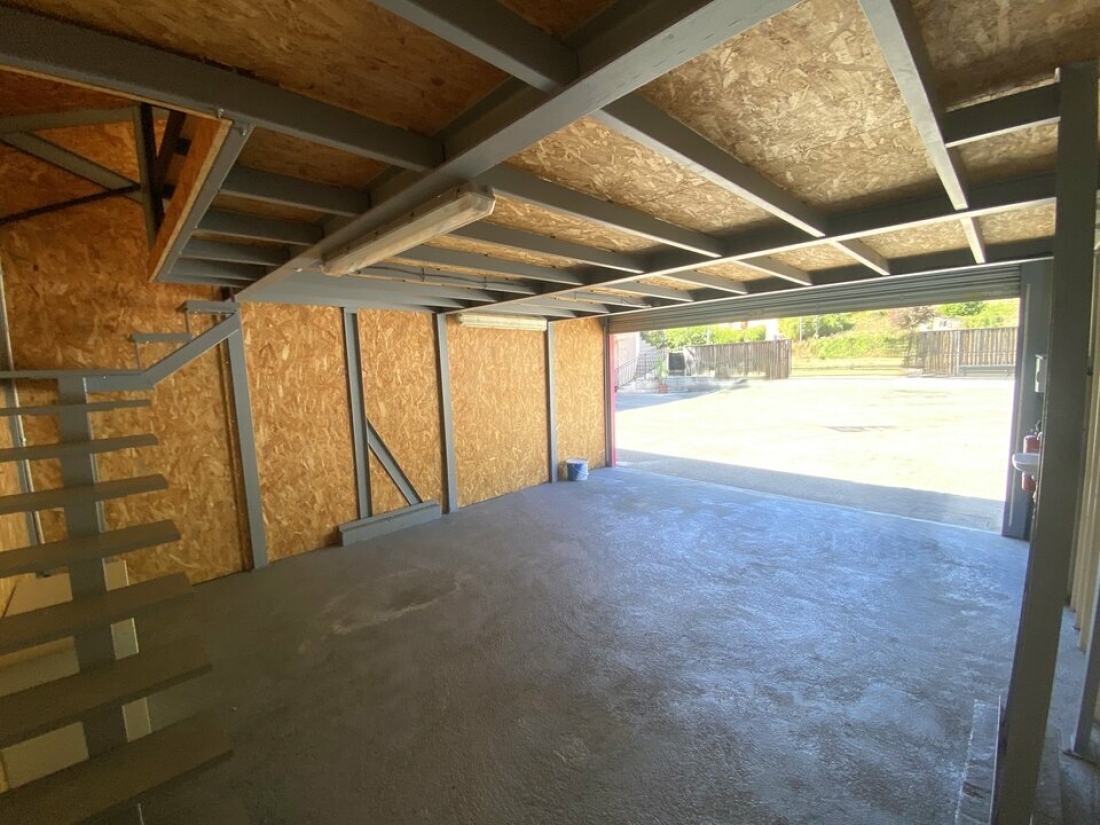 Photo 2 – location Entrepôts / activités	CAGNES SUR MER (06800)