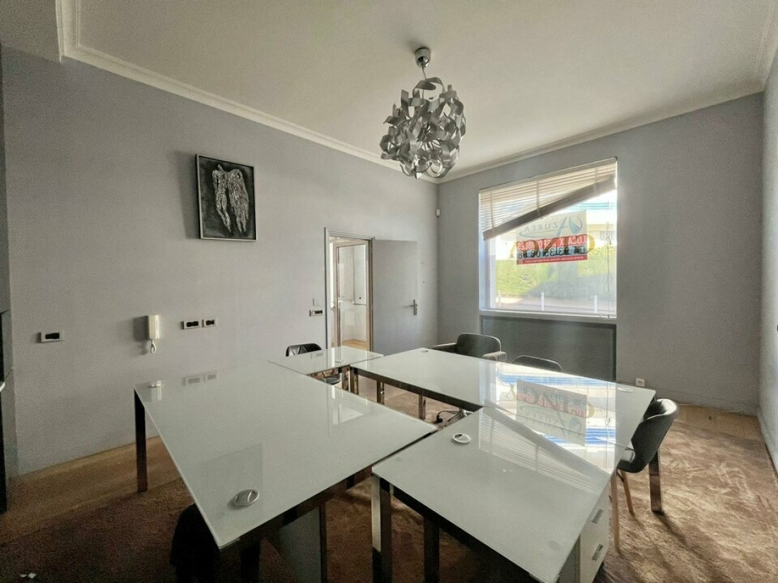 Photo 4 – location Locaux commerciaux	ANTIBES (06160)