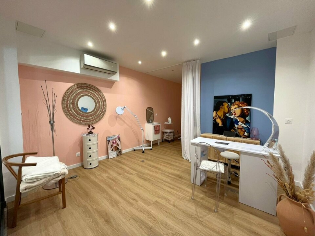 Photo 2 – location Locaux commerciaux	SAINTE MAXIME (83120)