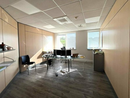 Photo 2 – location bureaux	VALBONNE (06560)