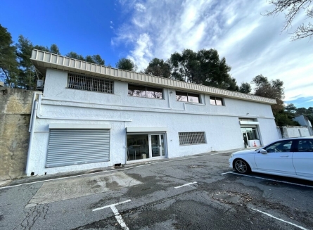 Photo 2 – location Locaux commerciaux	LA ROQUETTE SUR SIAGNE (06550)