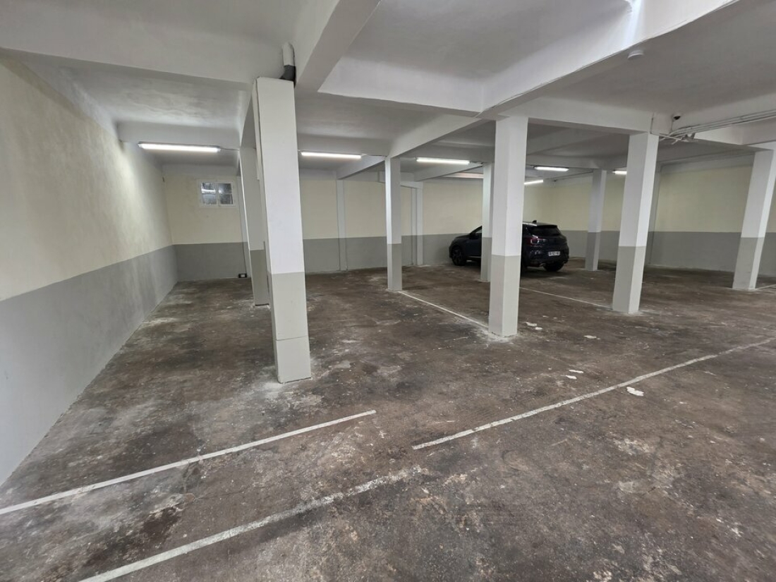 Photo 1 – vente Entrepôts / activités	NICE (06300)