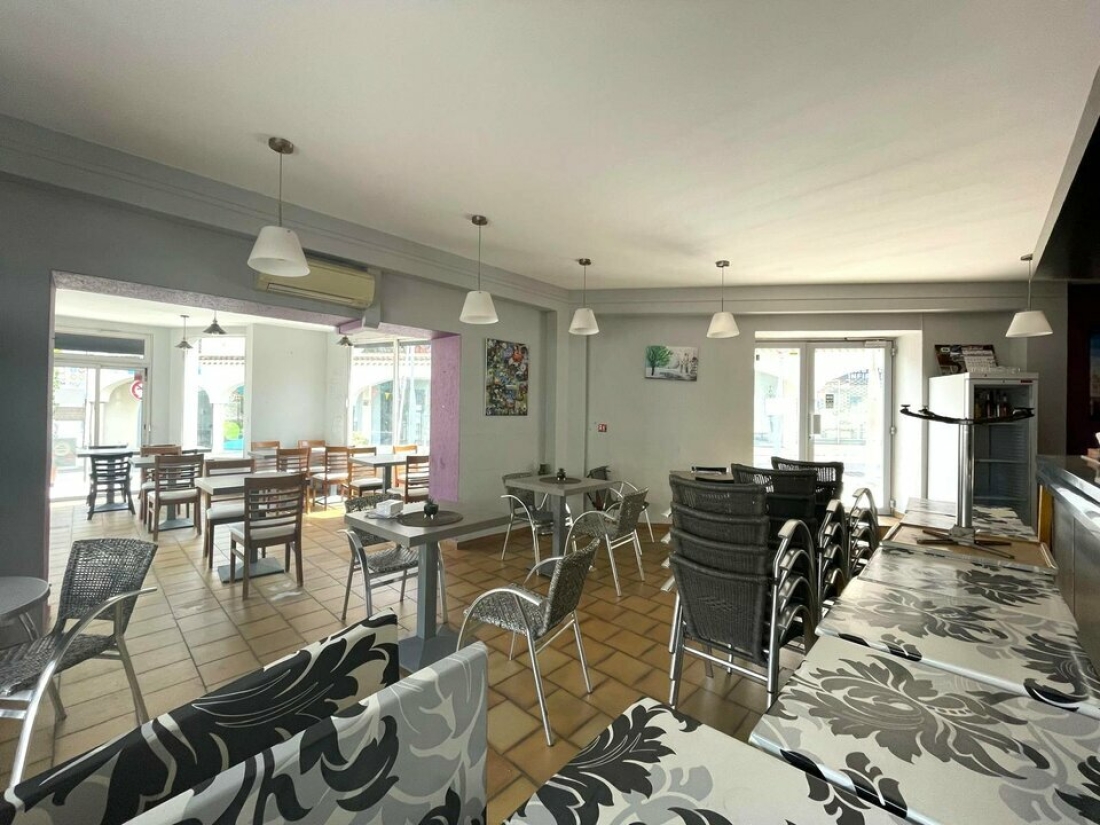 Photo 1 – vente Locaux commerciaux	VALLAURIS (06220)