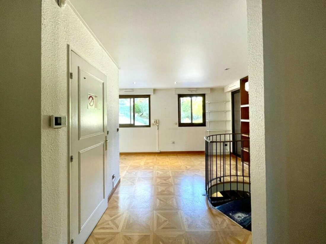Photo 5 – location bureaux	CAGNES SUR MER (06800)