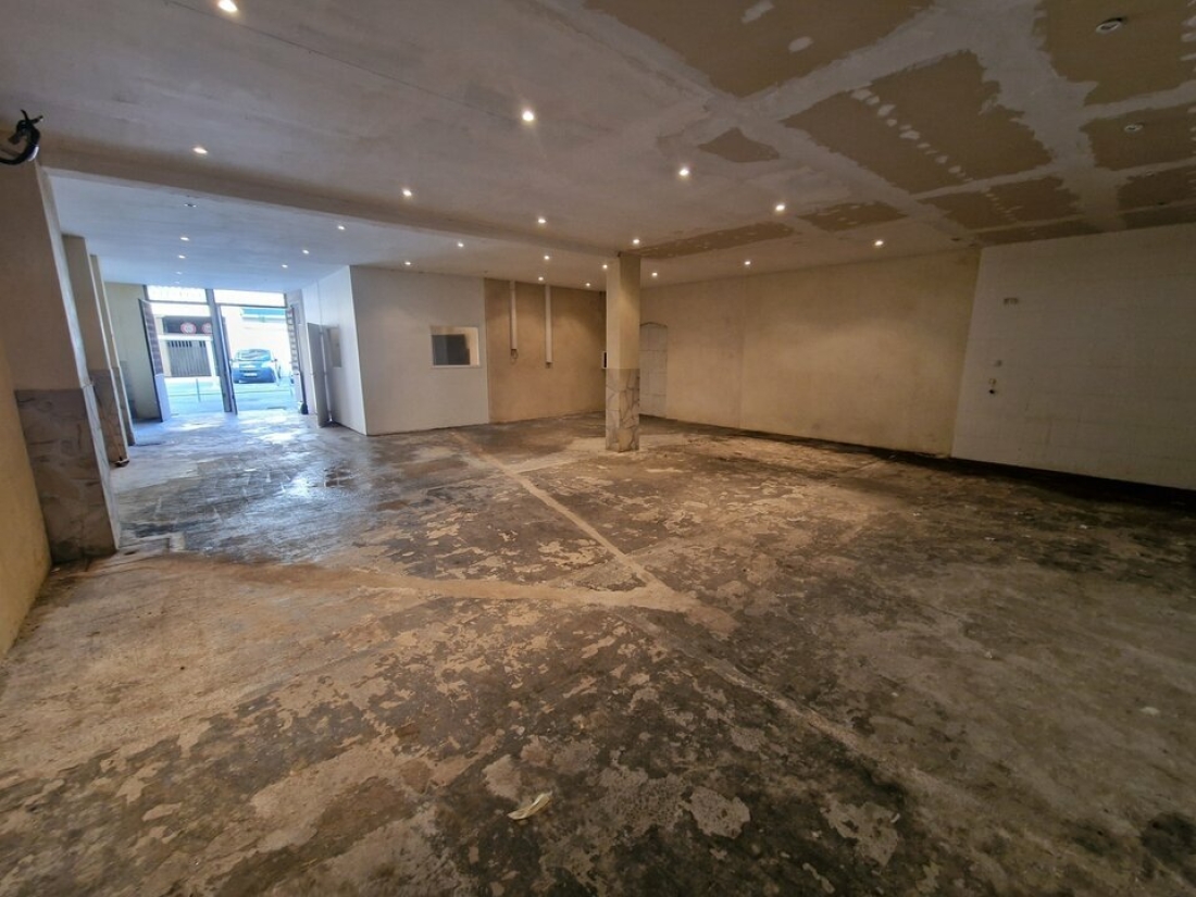 Photo 2 – location Entrepôts / activités	NICE (06300)