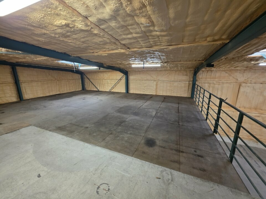 Photo 4 – vente Entrepôts / activités	CARROS (06510)