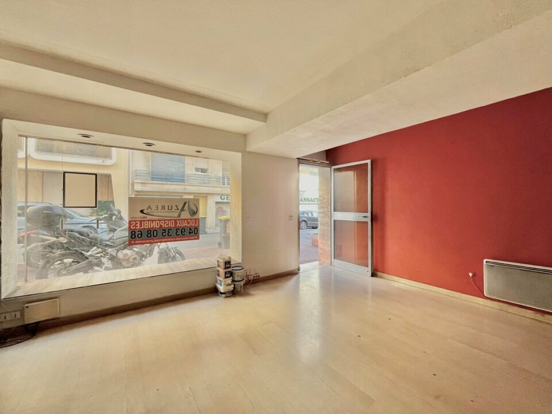 Photo 2 – location Locaux commerciaux	ANTIBES (06600)
