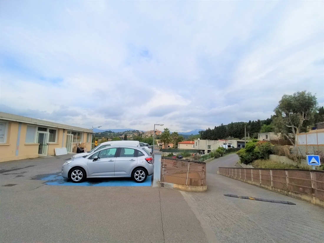 Photo 3 – location bureaux	BIOT (06410)