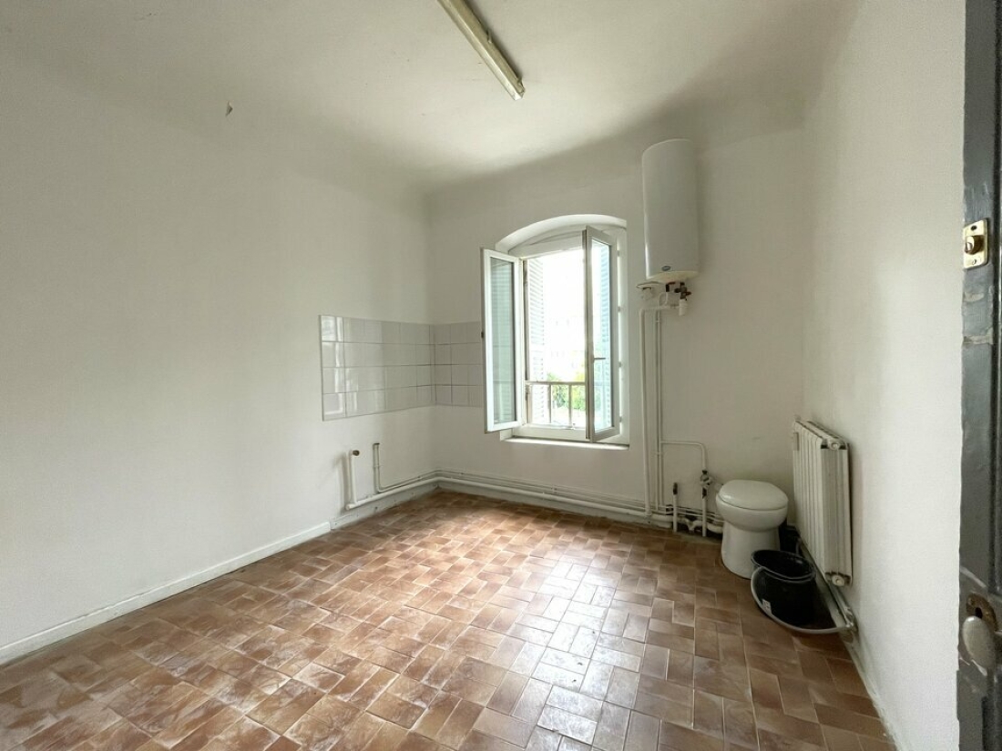 Photo 1 – location bureaux	MENTON (06500)