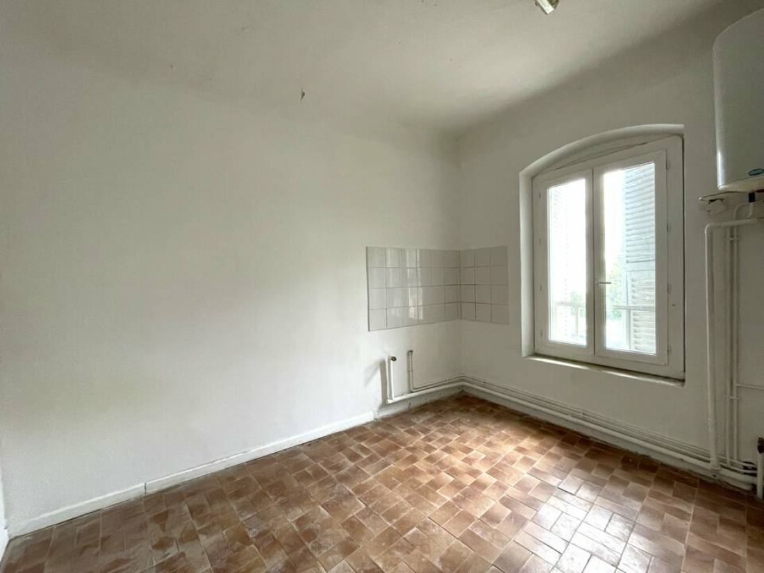 Photo 2 – location bureaux	MENTON (06500)