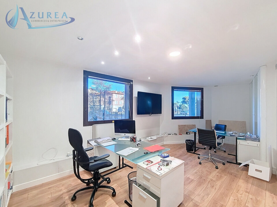 Photo 2 – location bureaux	NICE (06200)