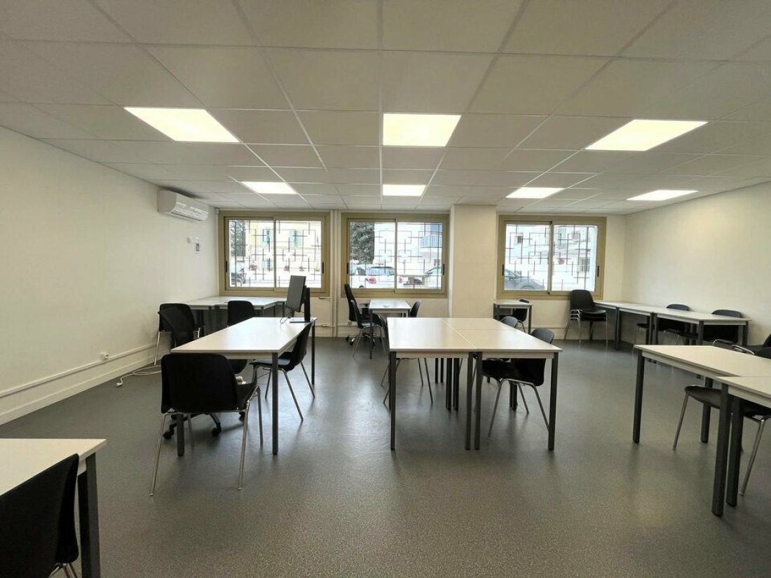 Photo 2 – vente bureaux	CAGNES SUR MER (06800)