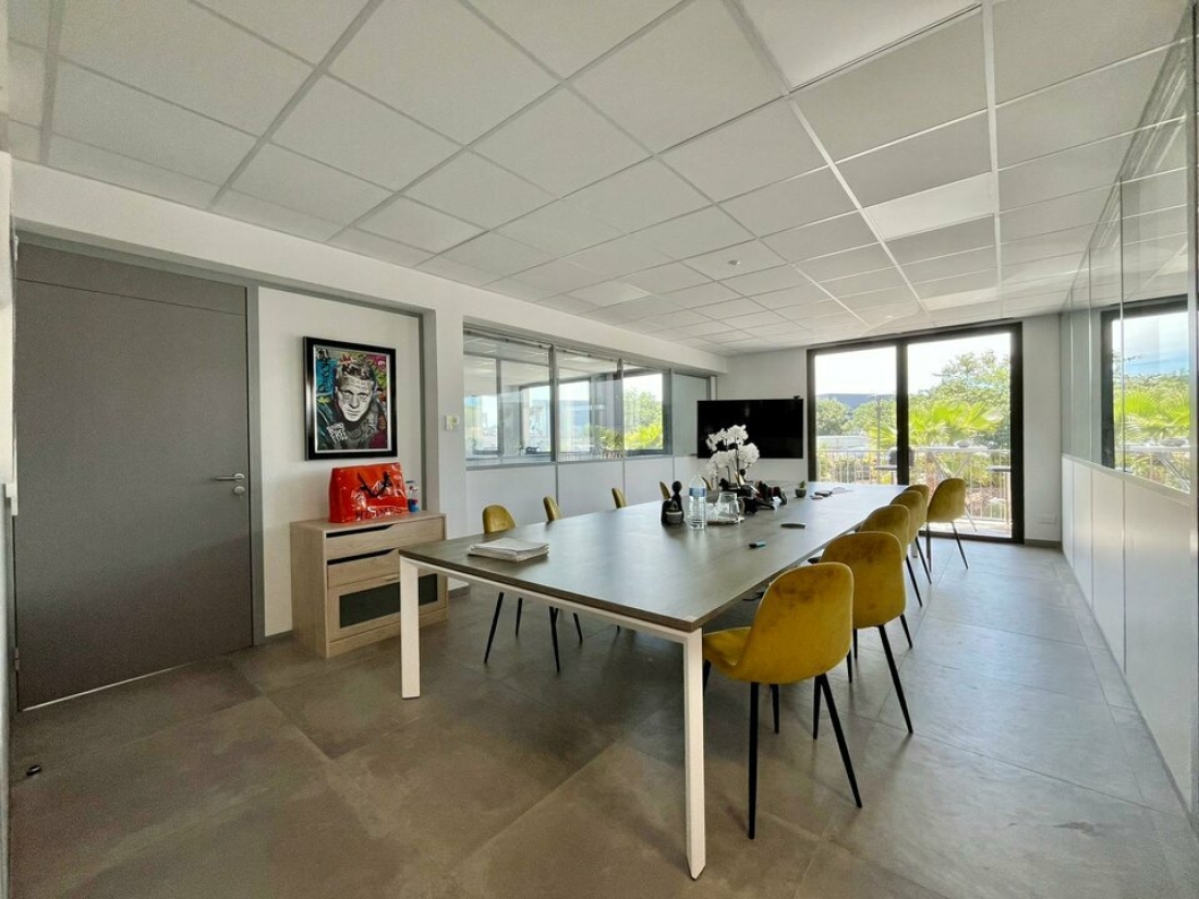 Photo 1 – vente bureaux	FREJUS (83600)