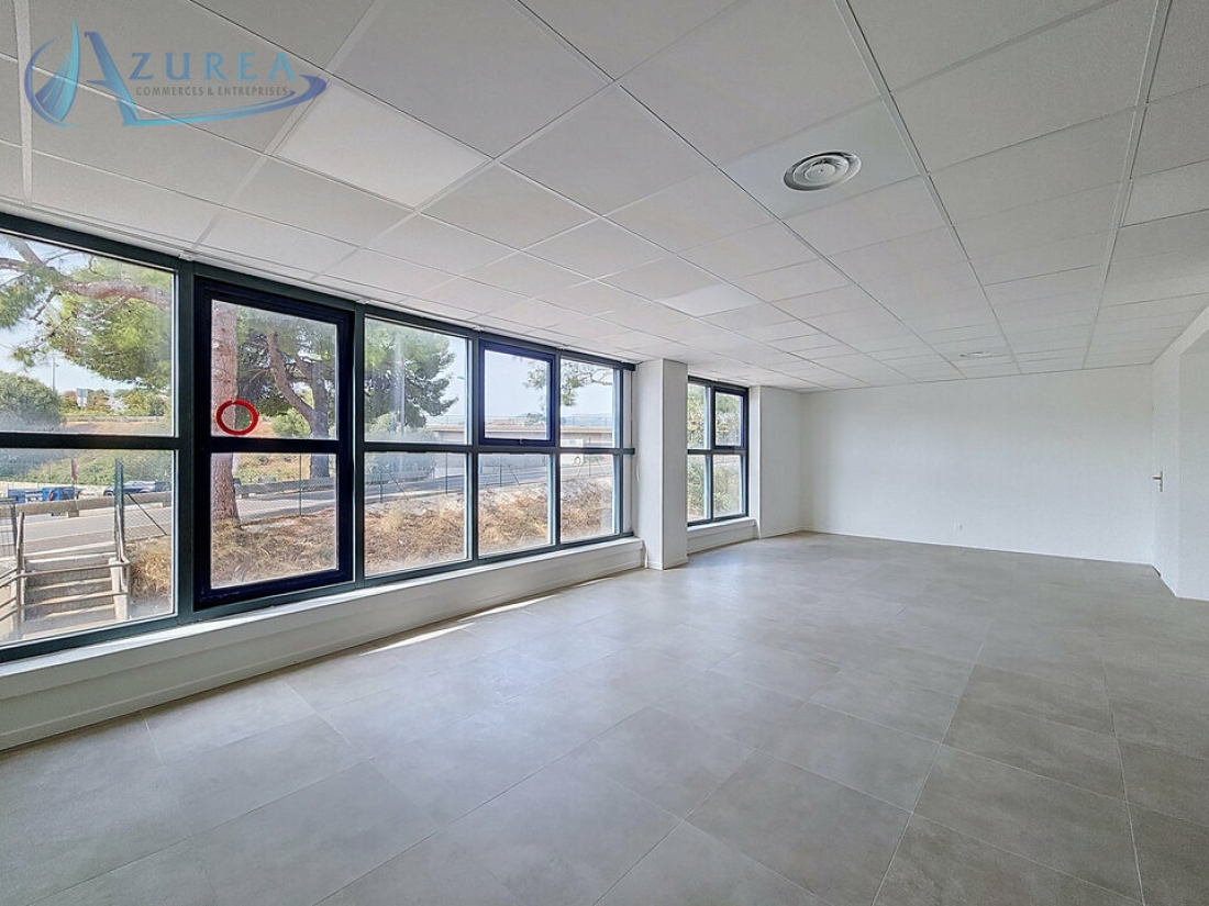Photo 2 – location bureaux	VILLENEUVE LOUBET (06270)