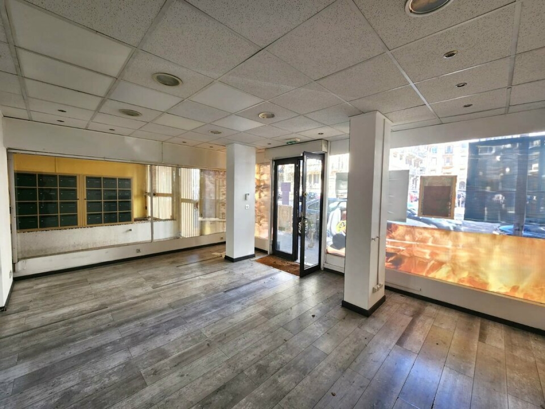 Photo 2 – location Locaux commerciaux	CANNES (06400)