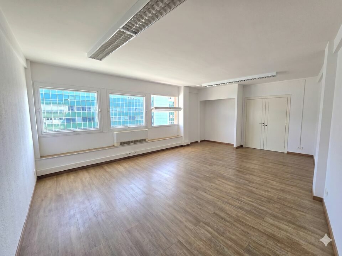 Photo 2 – location bureaux	NICE (06000)