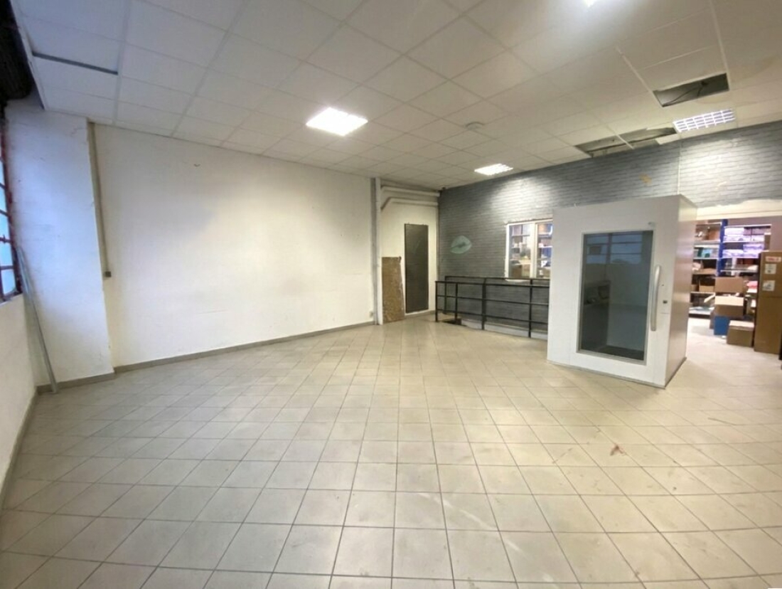 Photo 1 – location Locaux commerciaux	NICE (06300)