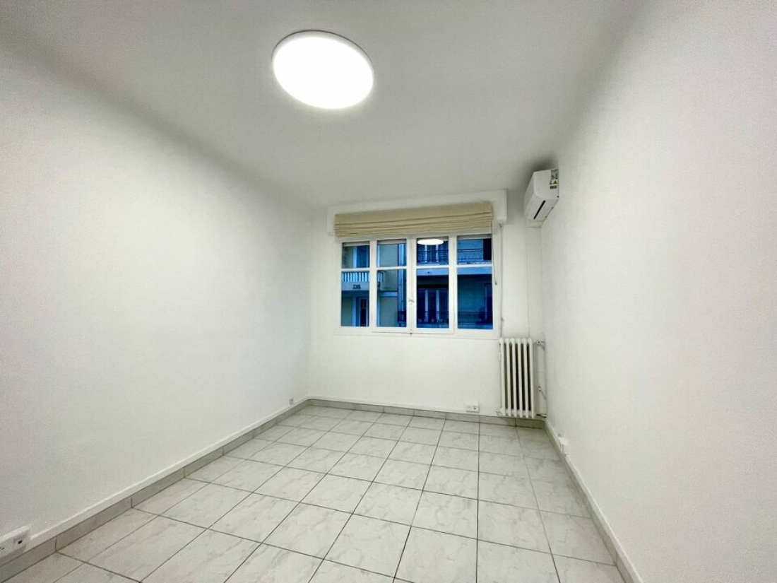 Photo 1 – location bureaux	NICE (06000)