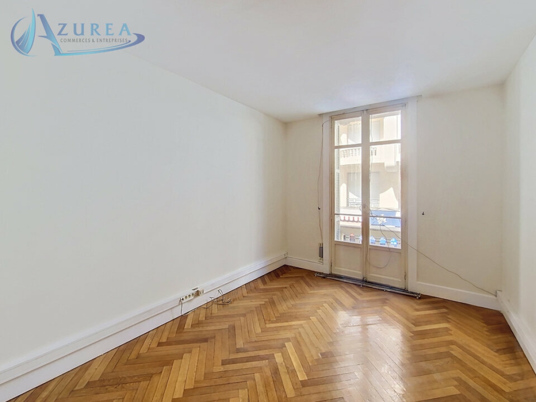 Photo 1 – location bureaux	NICE (06000)