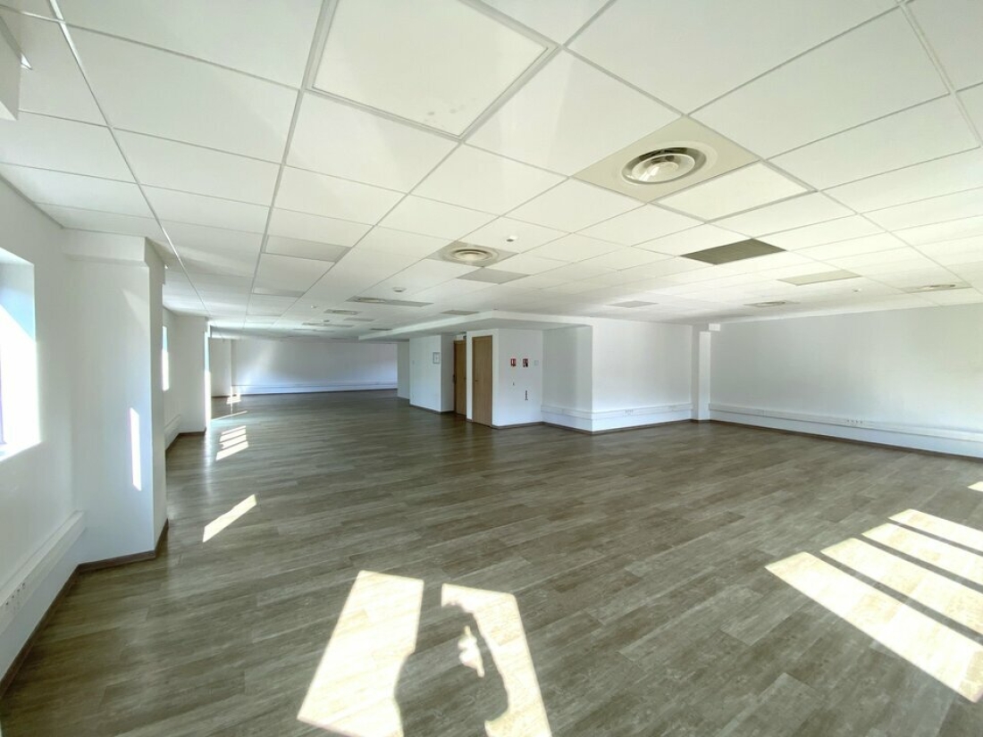 Photo 3 – location bureaux	NICE (06300)