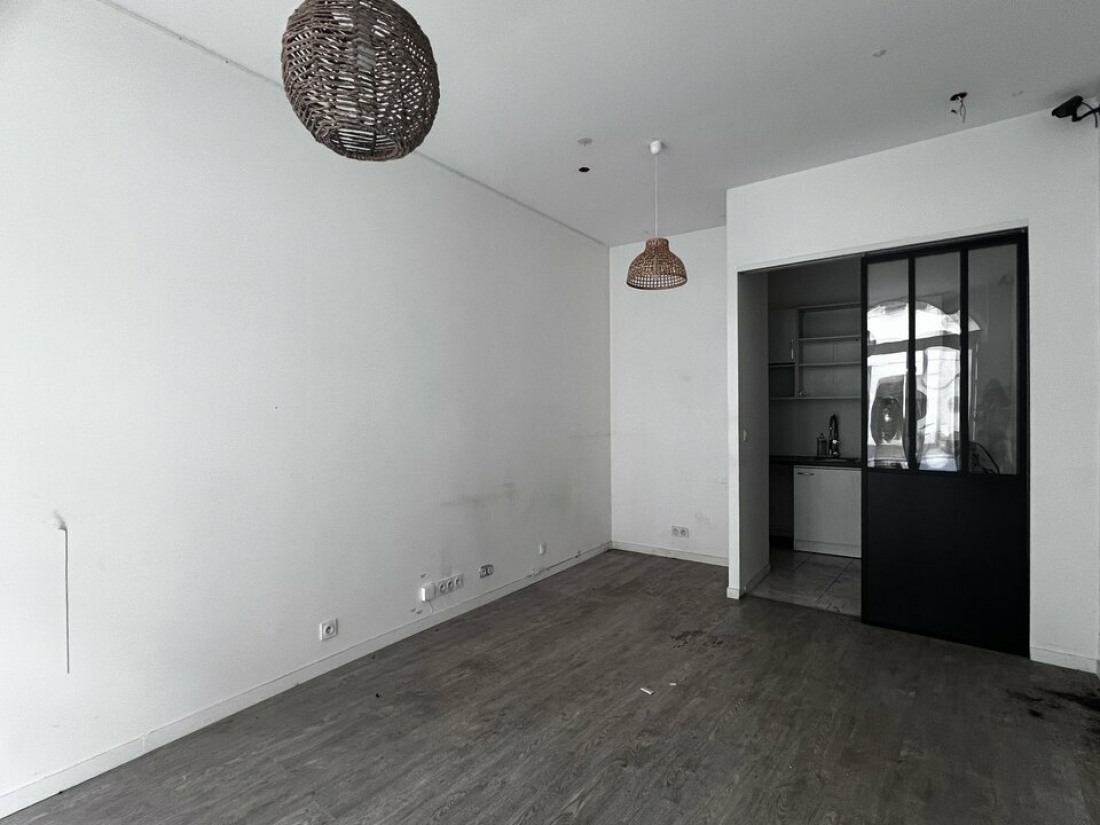 Photo 1 – vente Locaux commerciaux	VENCE (06140)