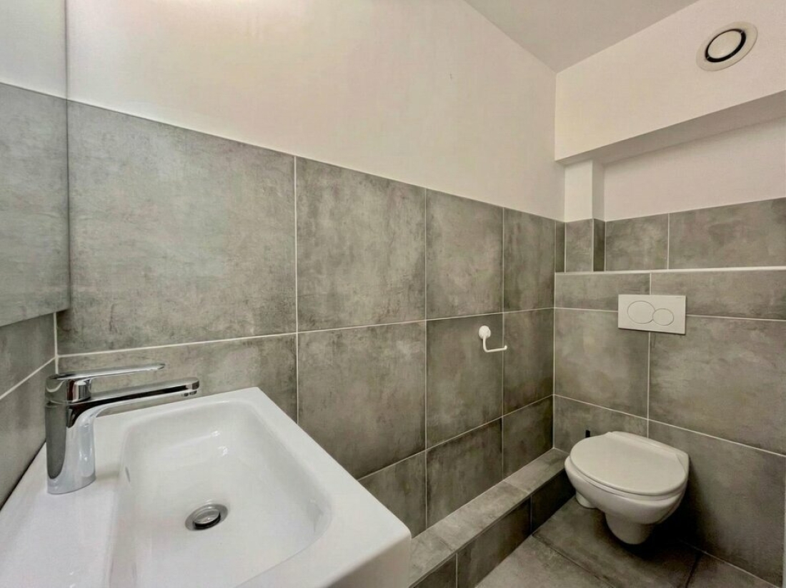 Photo 7 – location Locaux commerciaux	ANTIBES (06600)