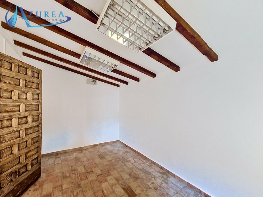 Photo 9 – location Locaux commerciaux	BIOT (06410)
