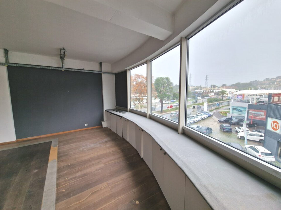 Photo 3 – location bureaux	LE CANNET (06110)