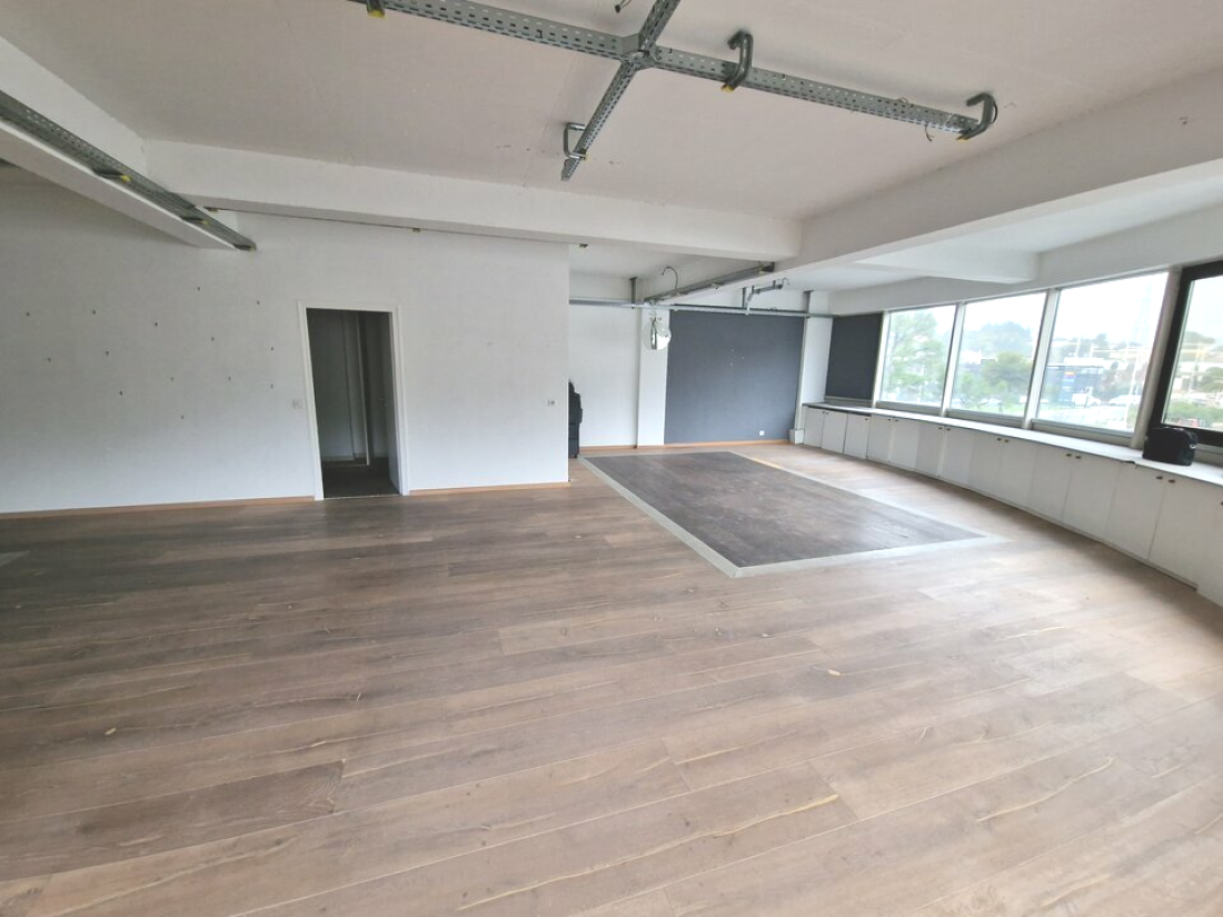 Photo 4 – location bureaux	LE CANNET (06110)