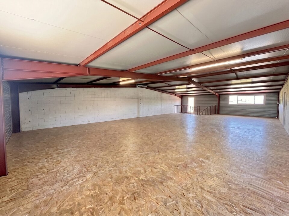 Photo 2 – location Locaux commerciaux	SAINT RAPHAEL (83700)