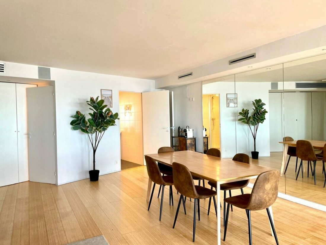 Photo 2 – location Locaux commerciaux	VILLENEUVE LOUBET (06270)