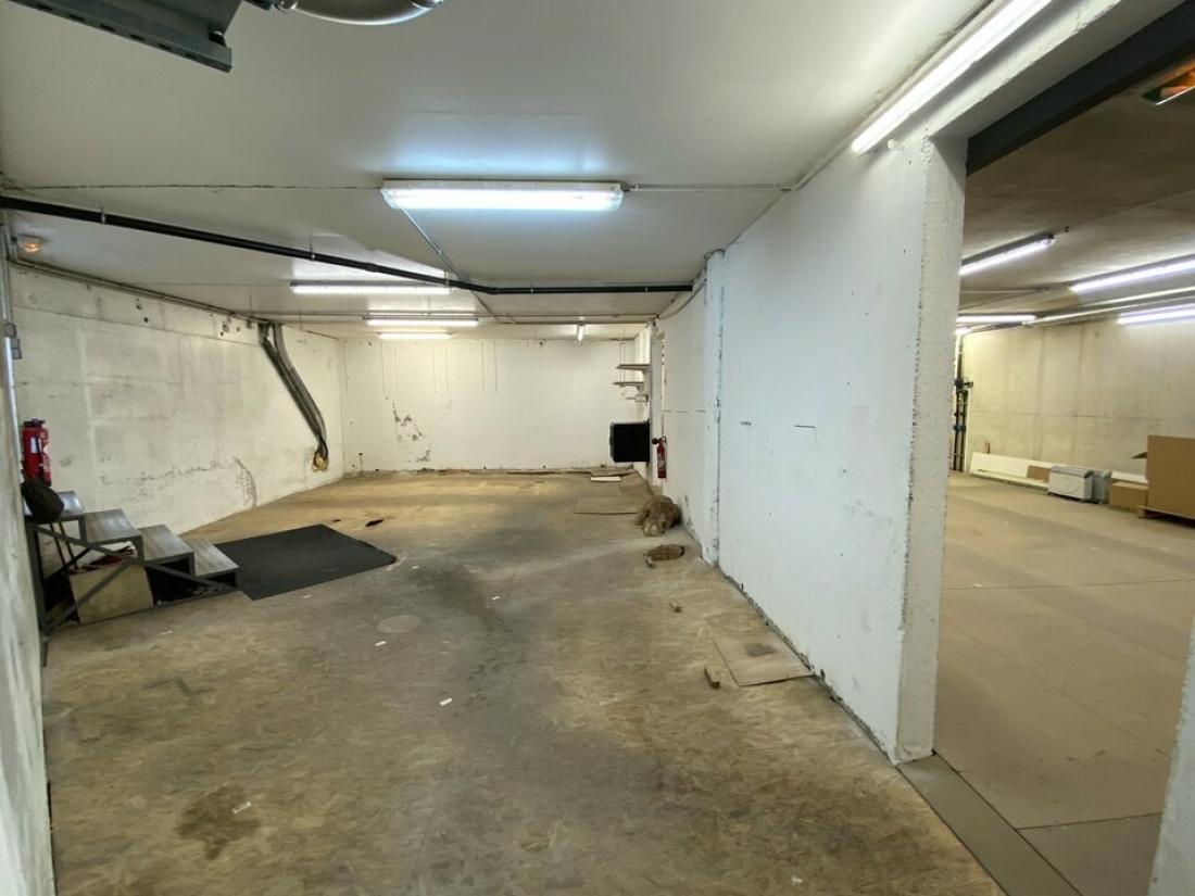 Photo 5 – location Entrepôts / activités	VALLAURIS (06220)