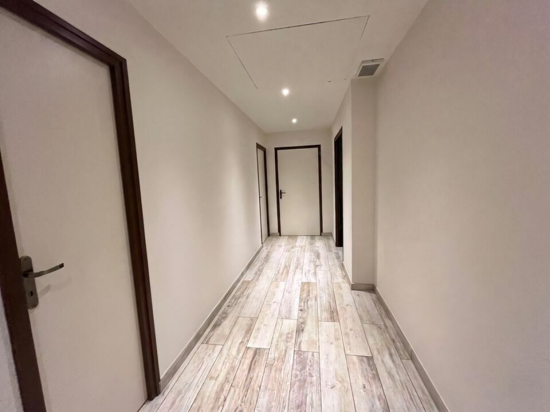 Photo 4 – vente Locaux commerciaux	OPIO (06650)