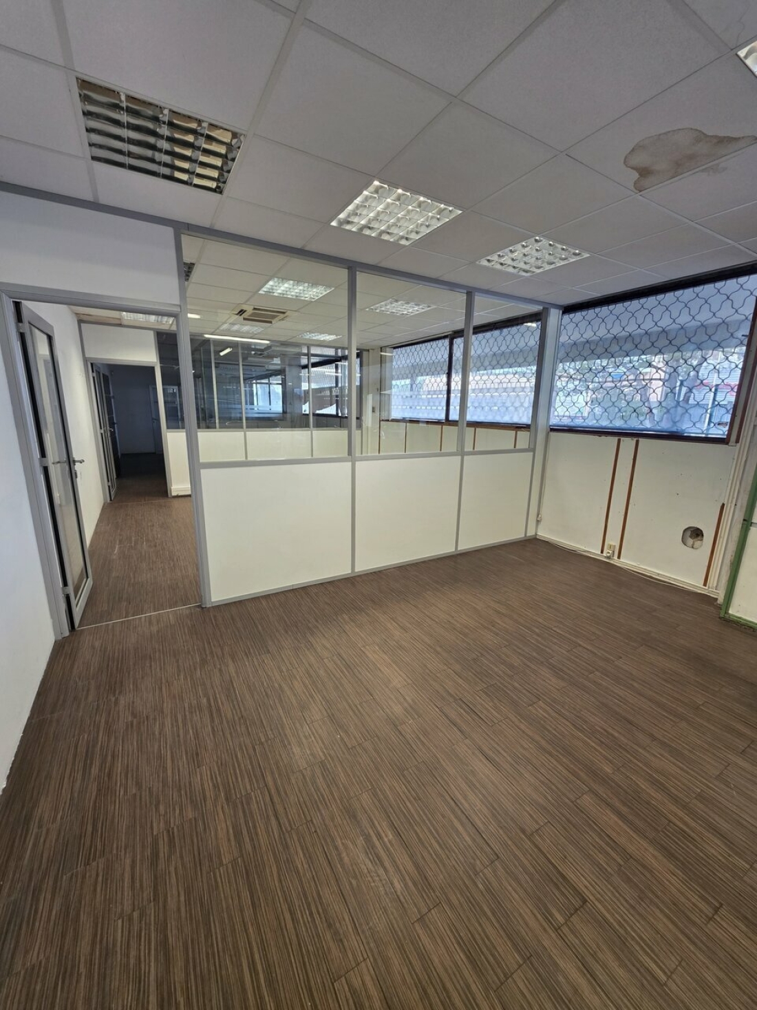 Photo 6 – location Entrepôts / activités	LE CANNET (06110)