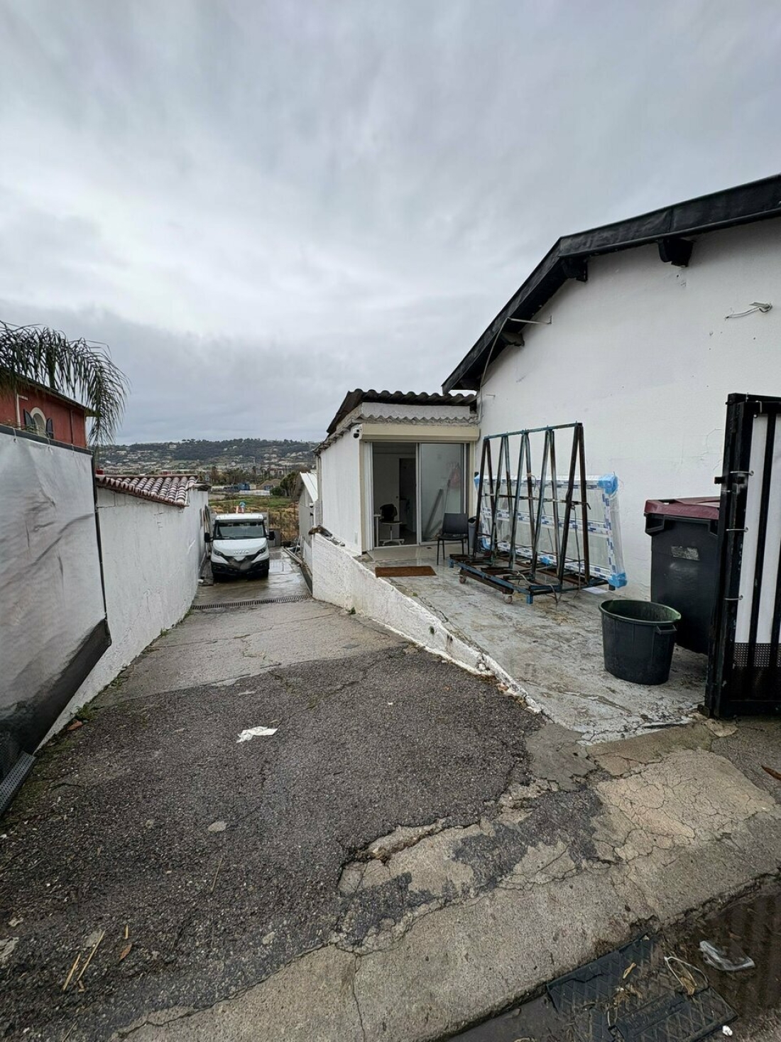 Photo 1 – location Entrepôts / activités	NICE (06200)