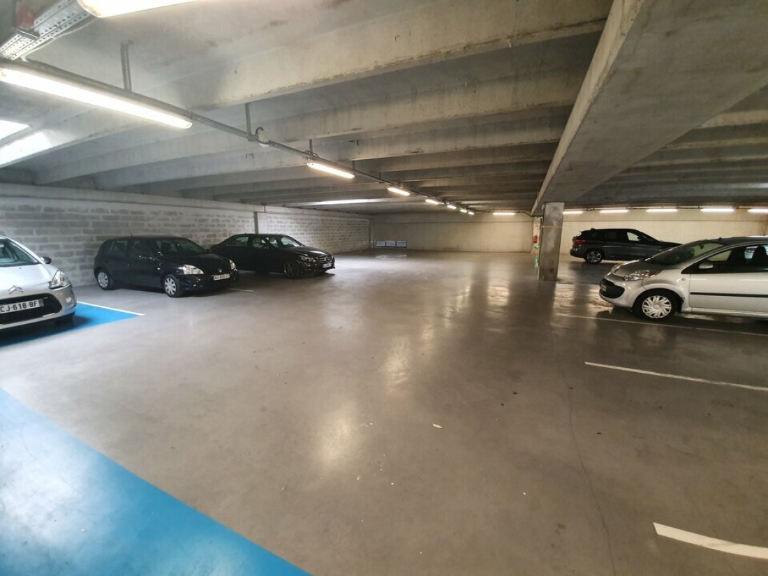 Photo 6 – location bureaux	SAINT LAURENT DU VAR (06700)