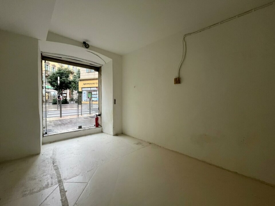 Photo 2 – location Locaux commerciaux	NICE (06300)