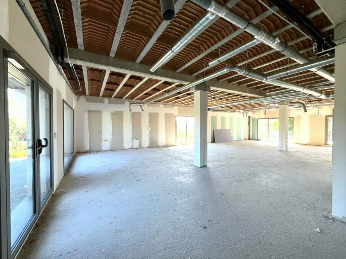 Photo 4 – location Locaux commerciaux	LORGUES (83510)