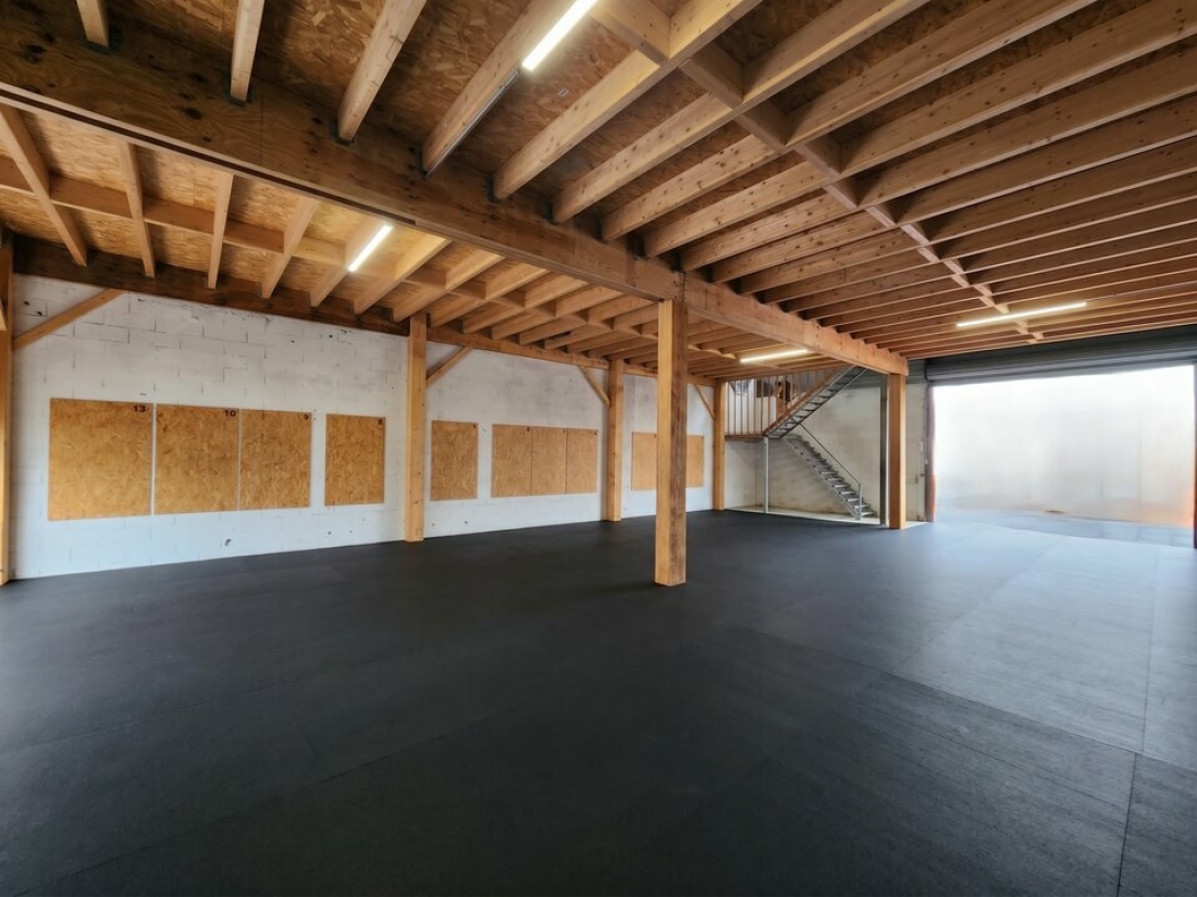 Photo 2 – location Locaux commerciaux	SAINT RAPHAEL (83700)