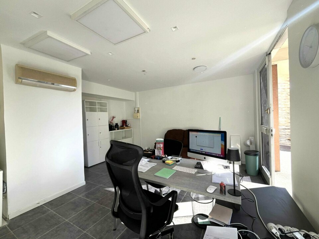 Photo 4 – vente Locaux commerciaux	CANNES LA BOCCA (06150)