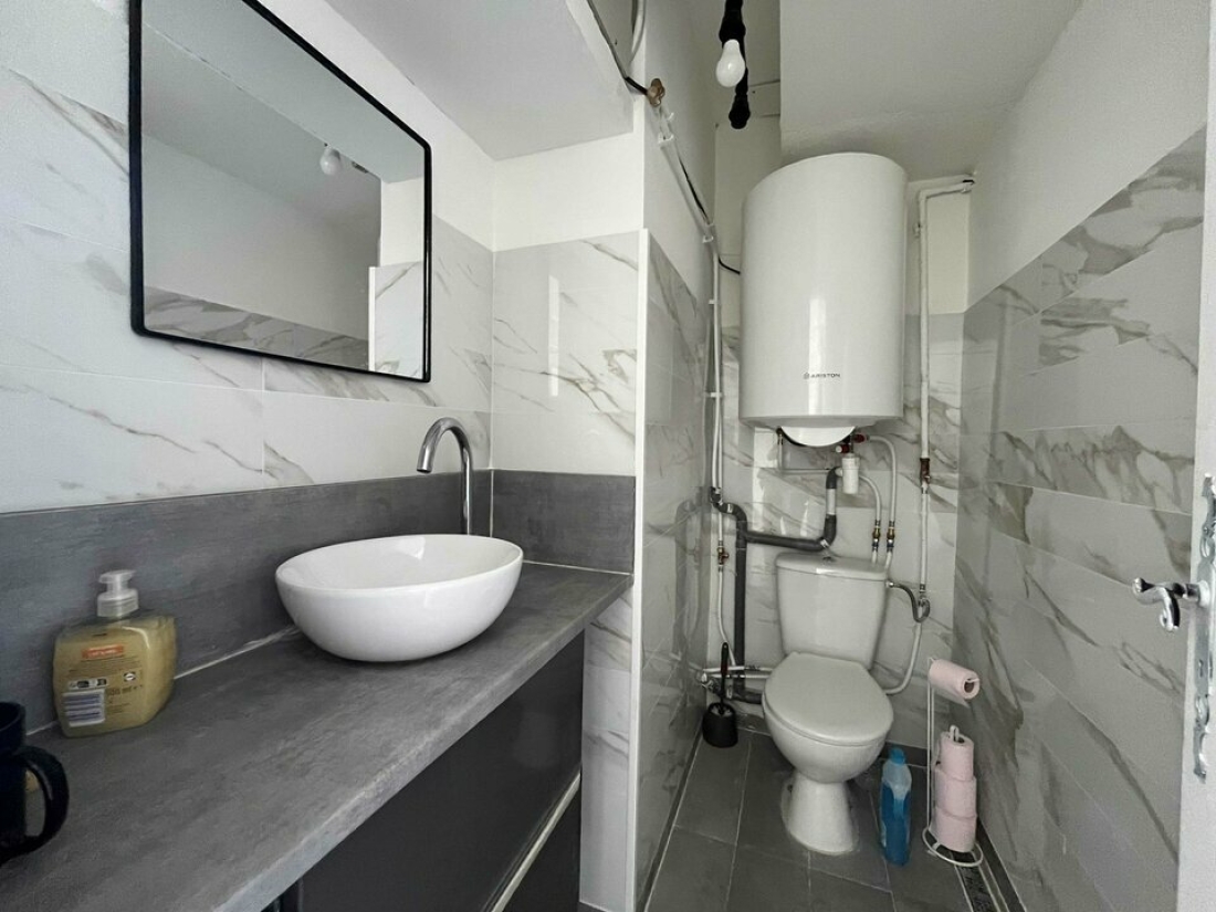 Photo 5 – vente Locaux commerciaux	CANNES LA BOCCA (06150)