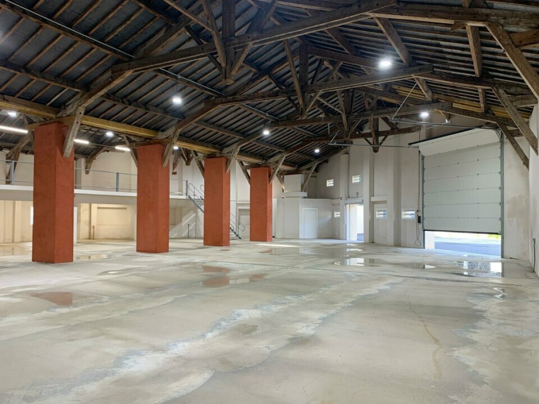 Photo 2 – location Entrepôts / activités	NICE (06300)