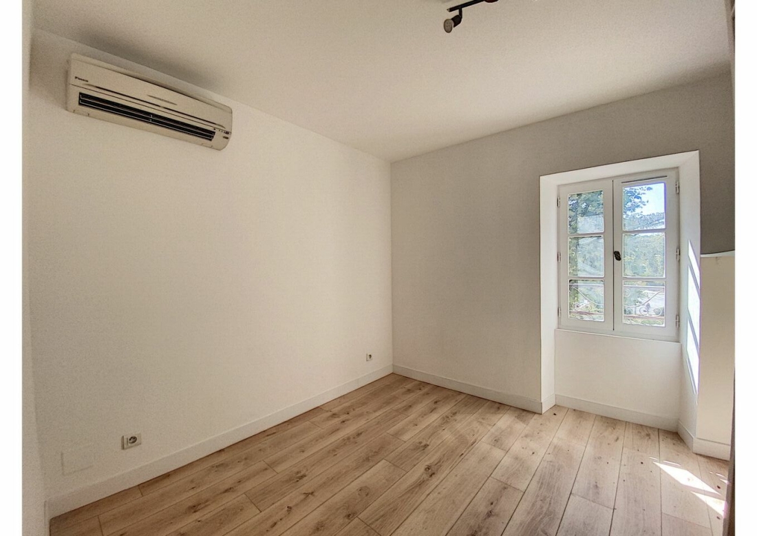 Photo 2 – vente Immeubles	VALBONNE (06560)