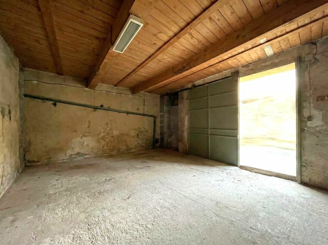 Photo 1 – vente Entrepôts / activités	LE LUC (83340)